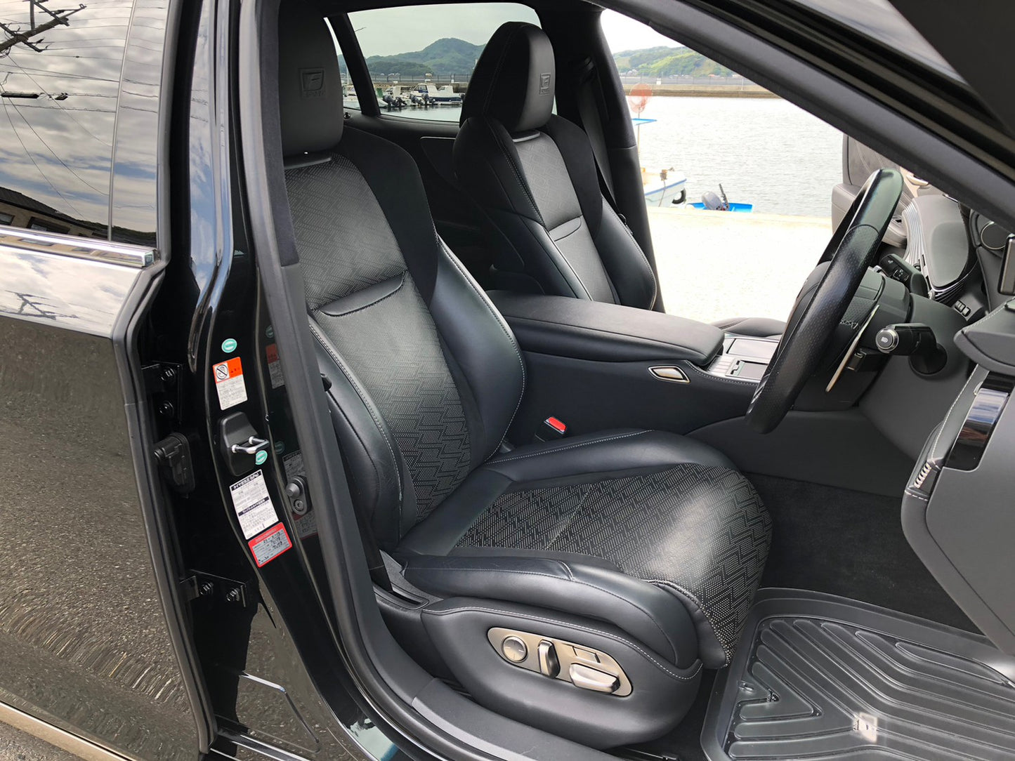 レクサス LS500h